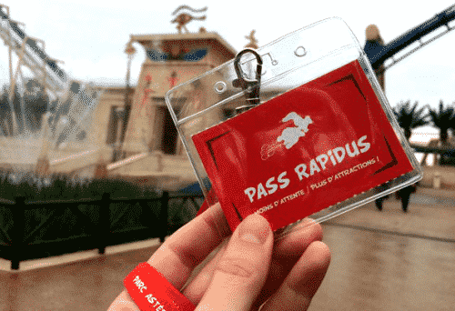 L'ancien badge Pass Rapidus du Parc Astérix