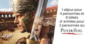 Spectacle dans l’arène gallo-romaine du Puy du Fou avec course de chars et public en tribunes